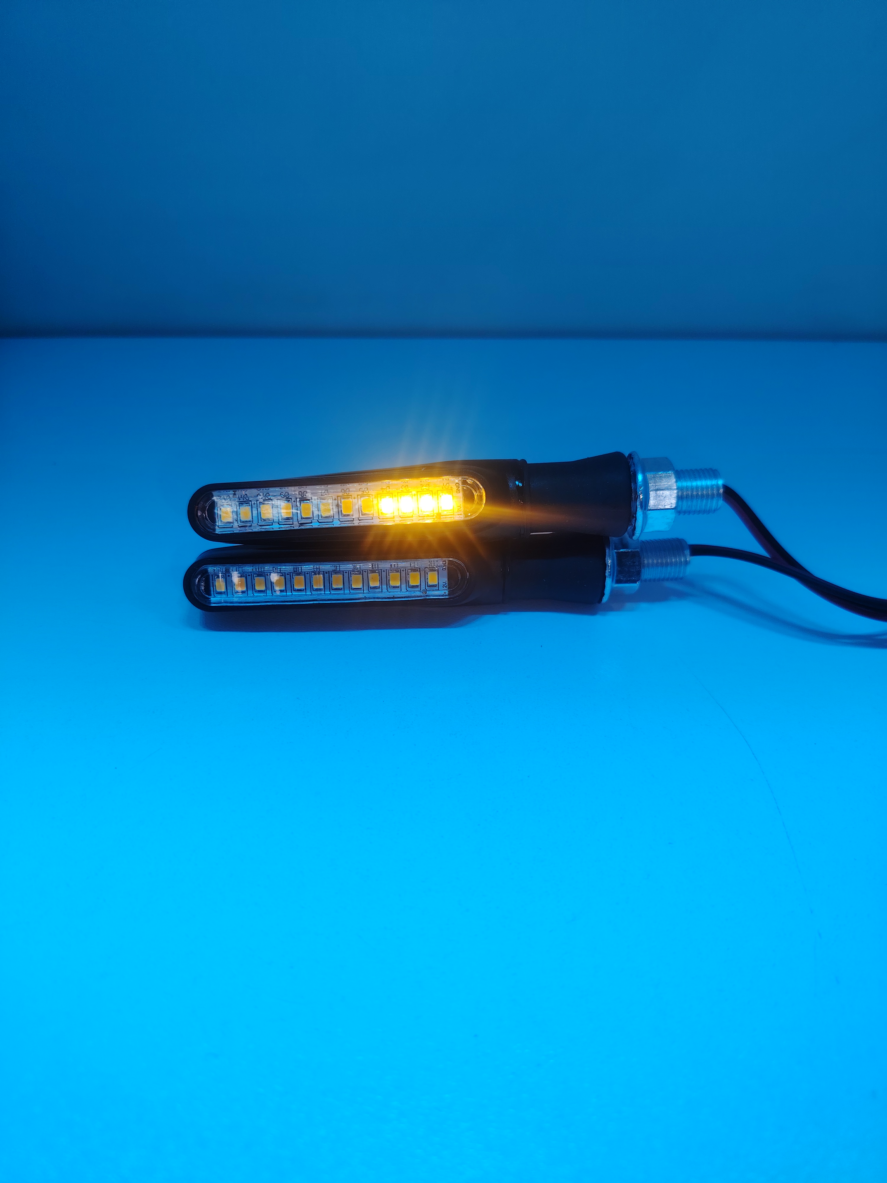 Miniatura 3 de PAR DE DIRECCIONALES (TUM-12)