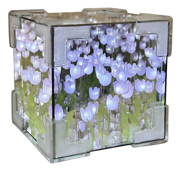 Lámpara Tulipán Cubo Espejo
