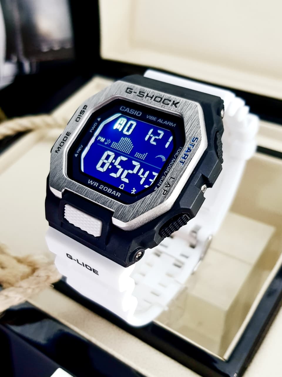 G-SHOCK CUADRADO DEPORTIVO - Vista 1