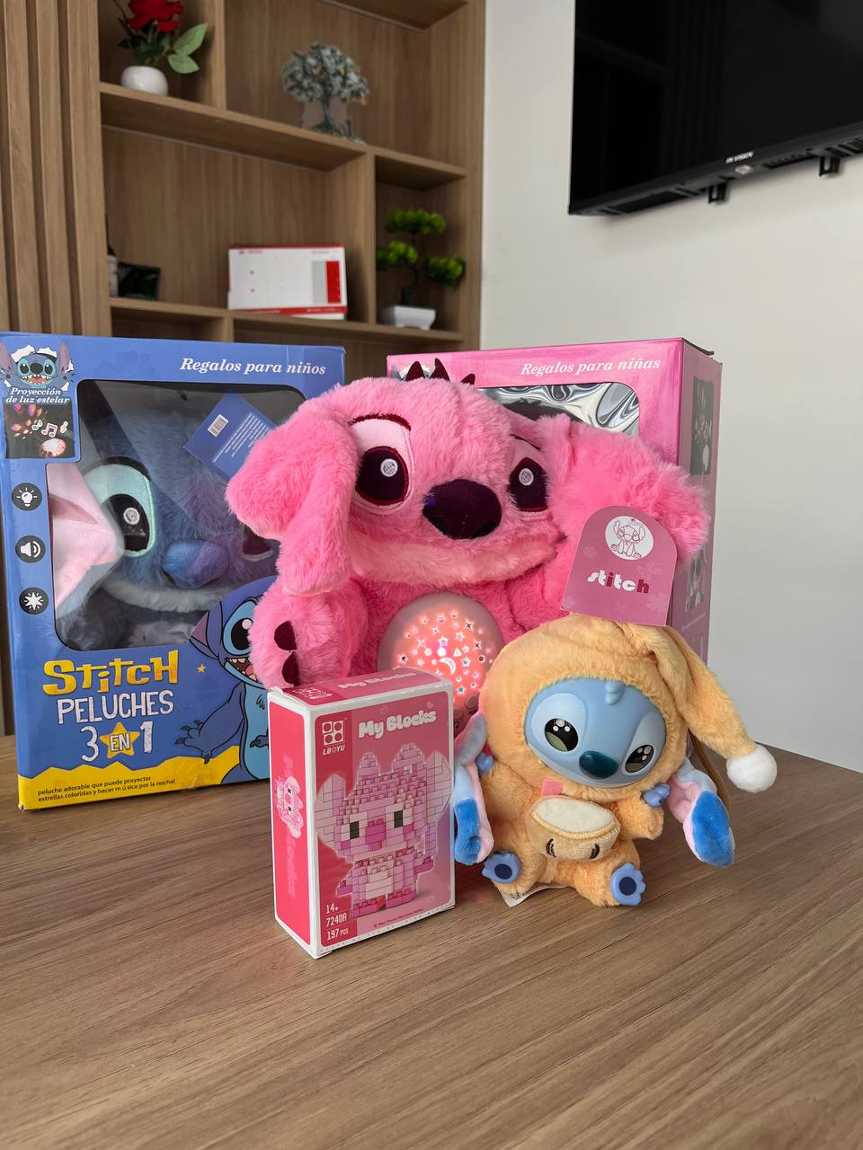 Peluche Proyector 3 en 1 Stitch - Vista 1