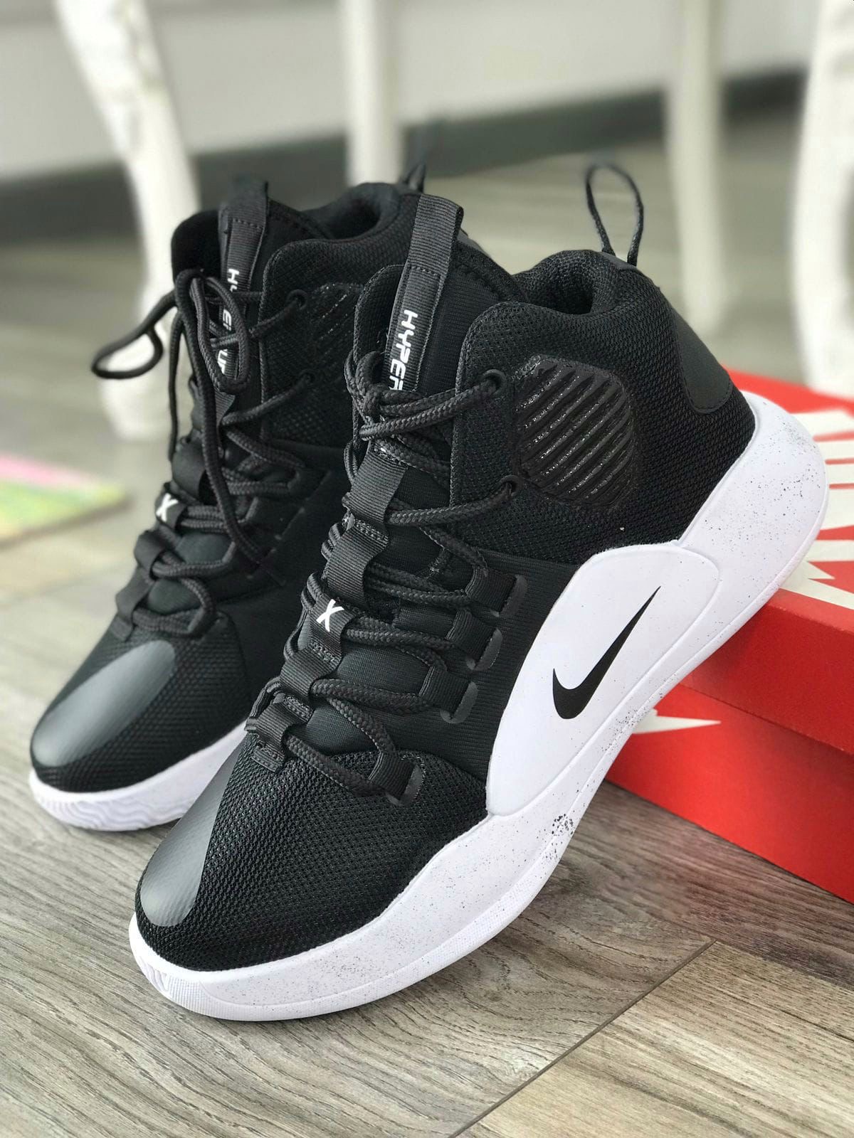 Bota Nike híper dunk - Vista 1