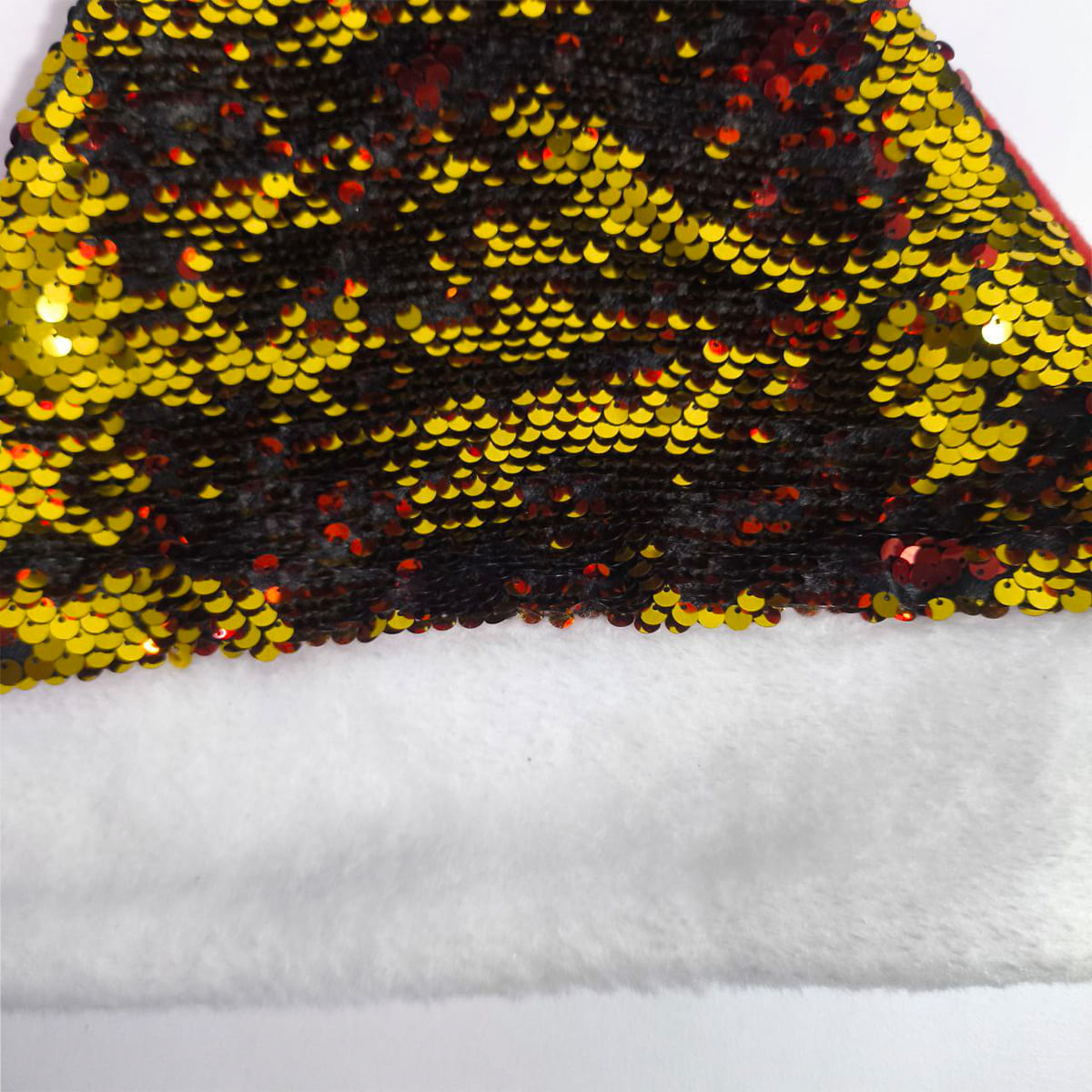 Vista 5 de Gorro Navideño de Lentejuelas GNLRV01 - Cantidad: x3