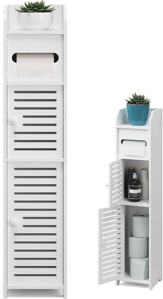 estantería lavandería o baño con puerta