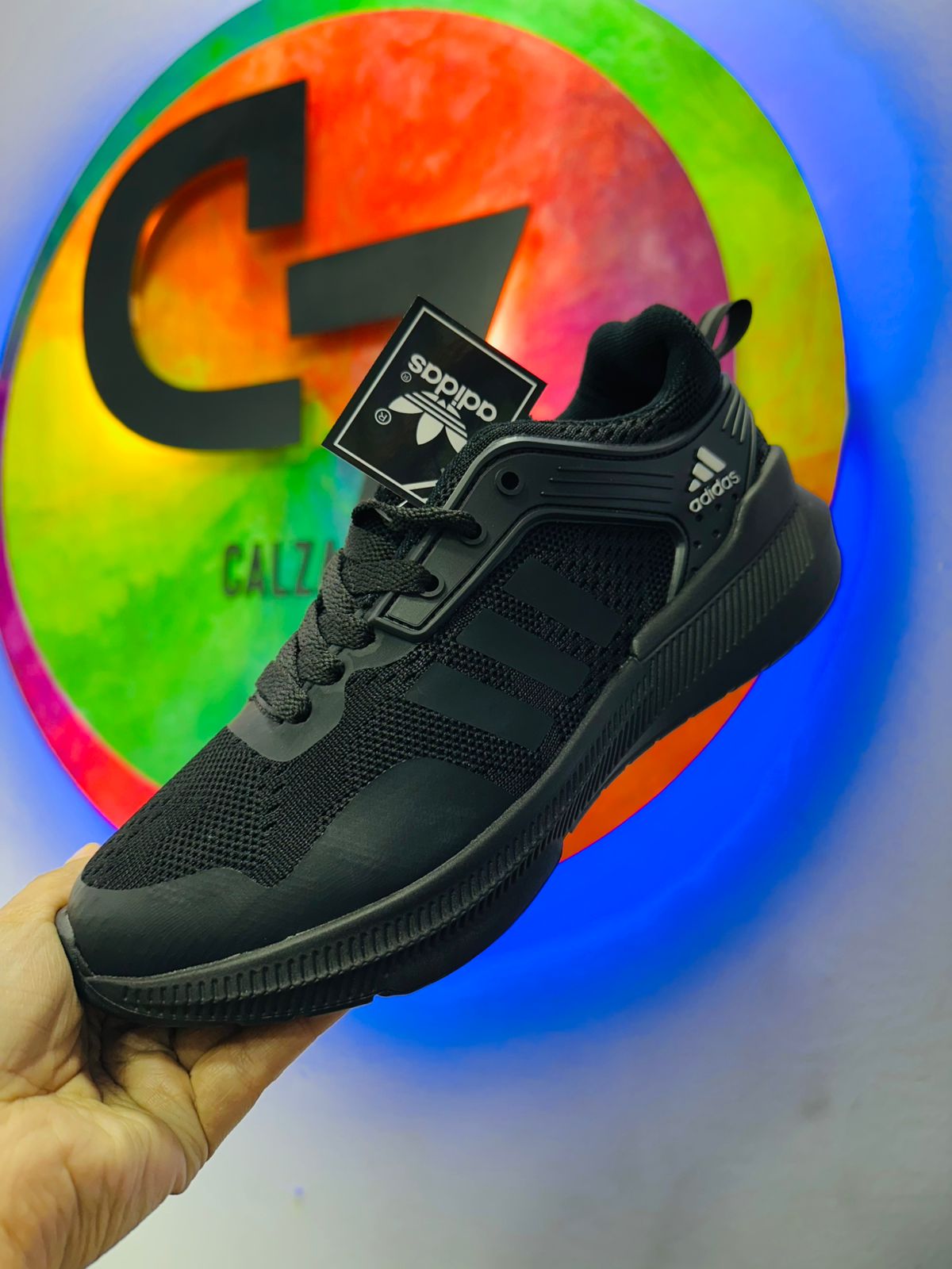 ADIDAS ULTRABOOST LIGTH NEGRO/ NEGRO - Vista 1