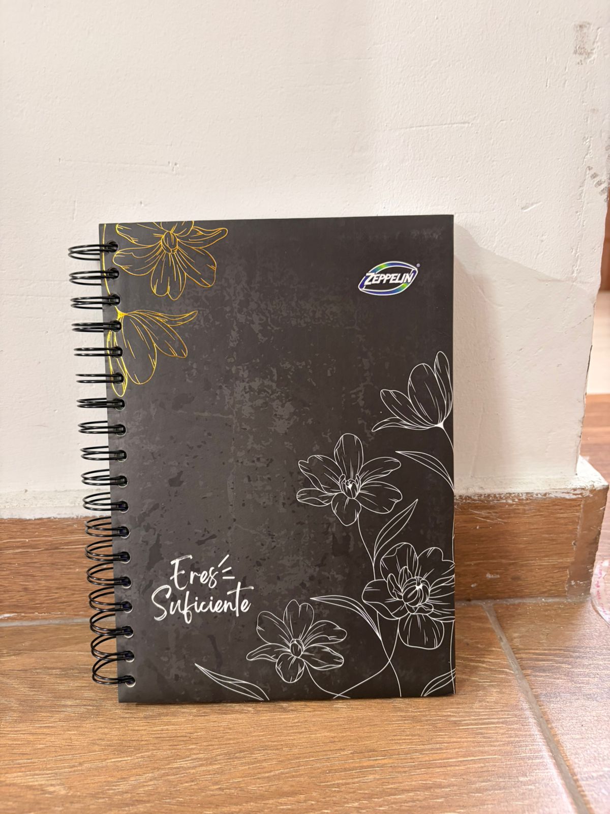 Cuaderno argollado 85 5 materias - Vista 1