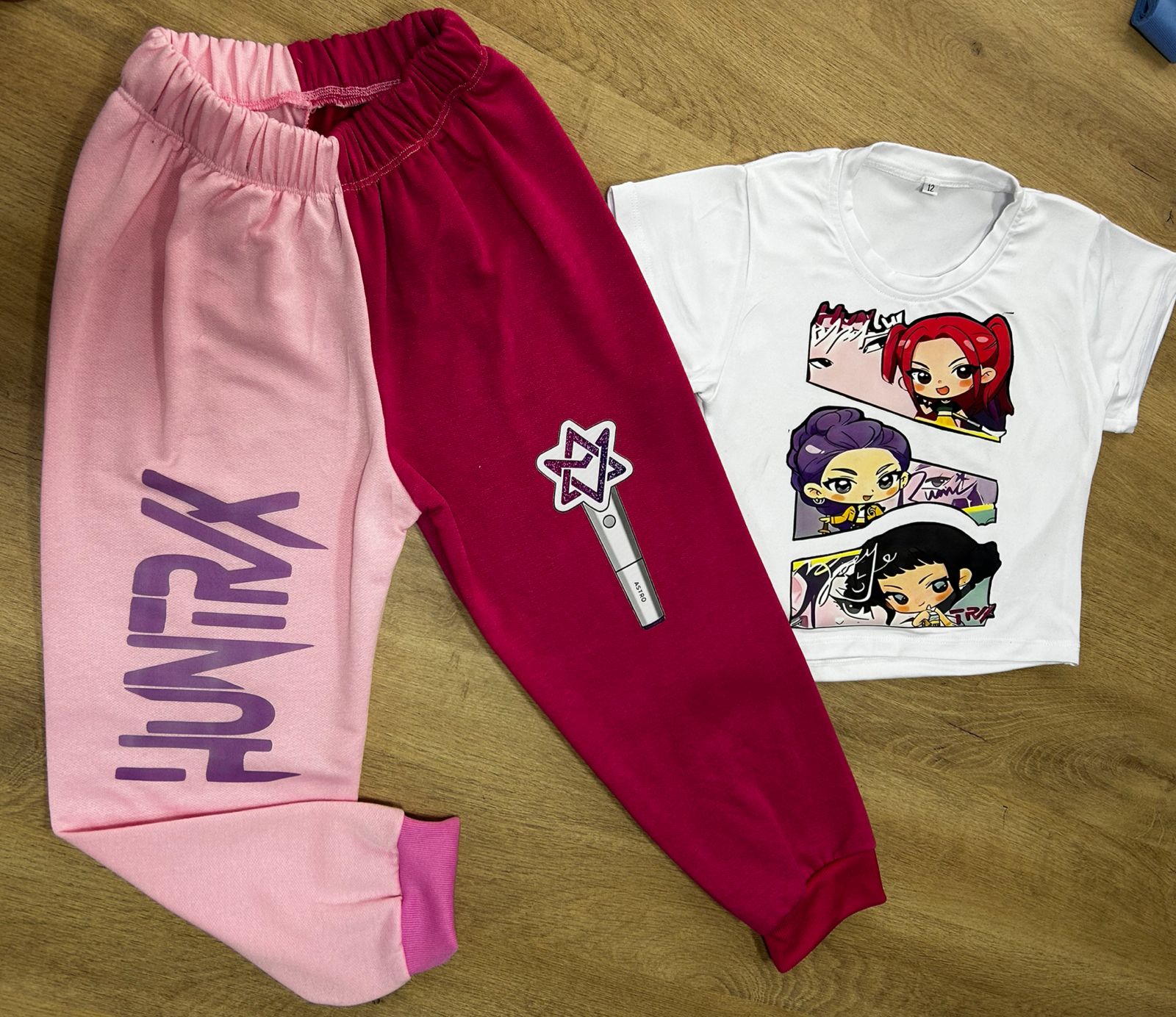 Conjunto Kpop croptop+jogger ROSA_fucsia - Vista 1