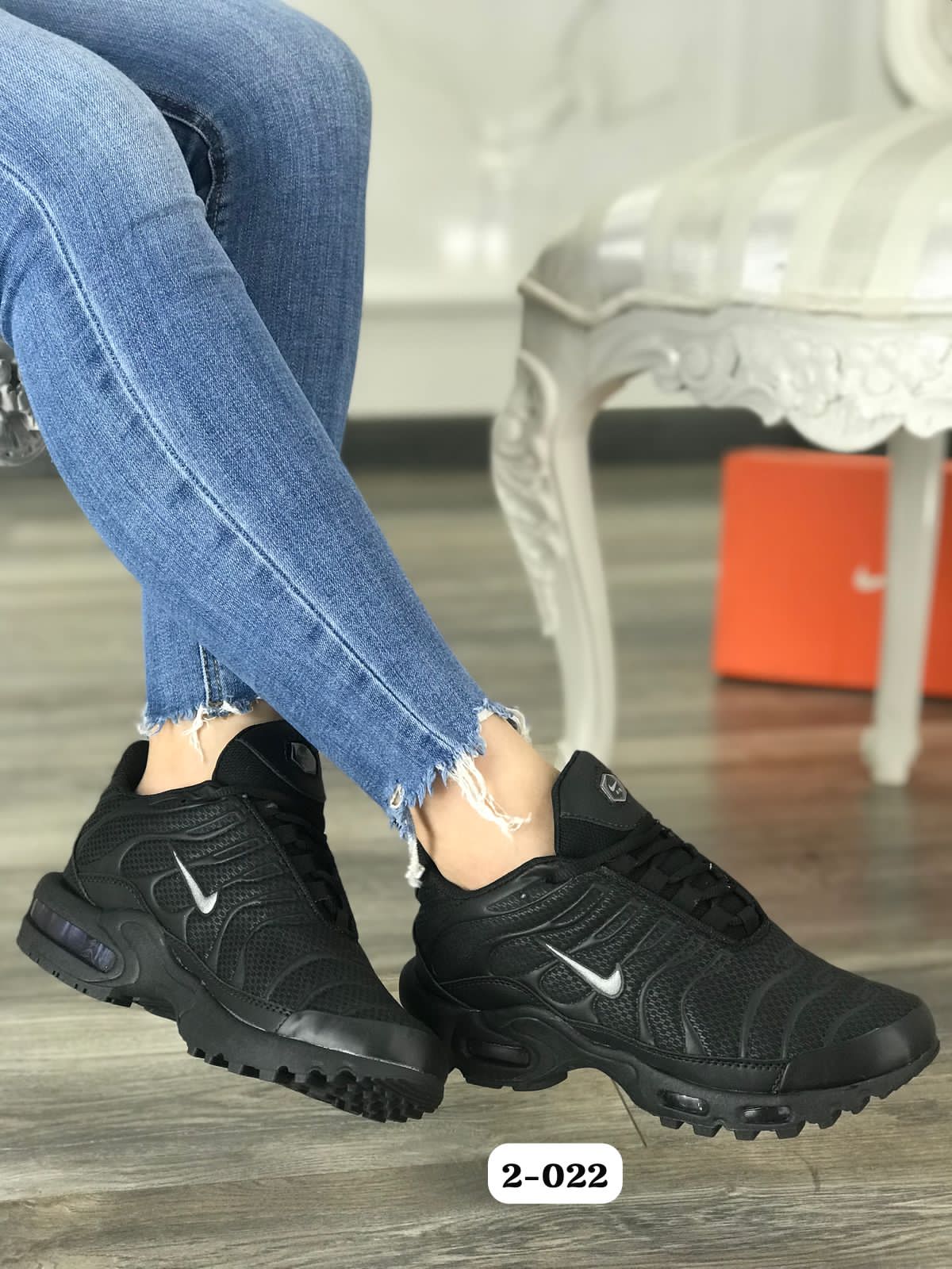Bellos Nike tn negro Pino - Vista 1