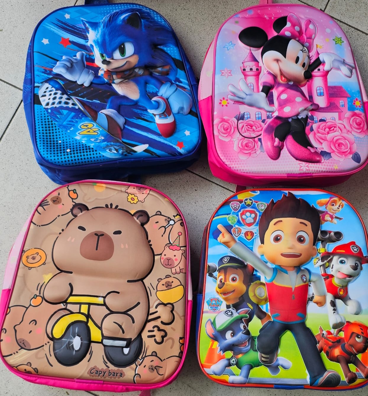 BOLSO ESCOLAR ALTO RELIEVE - Vista 1