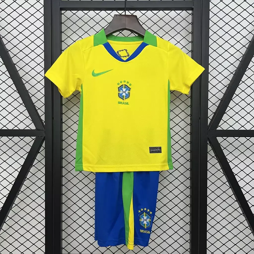 CONJUNTO BRASIL AMARILLO 2025 - Vista 1