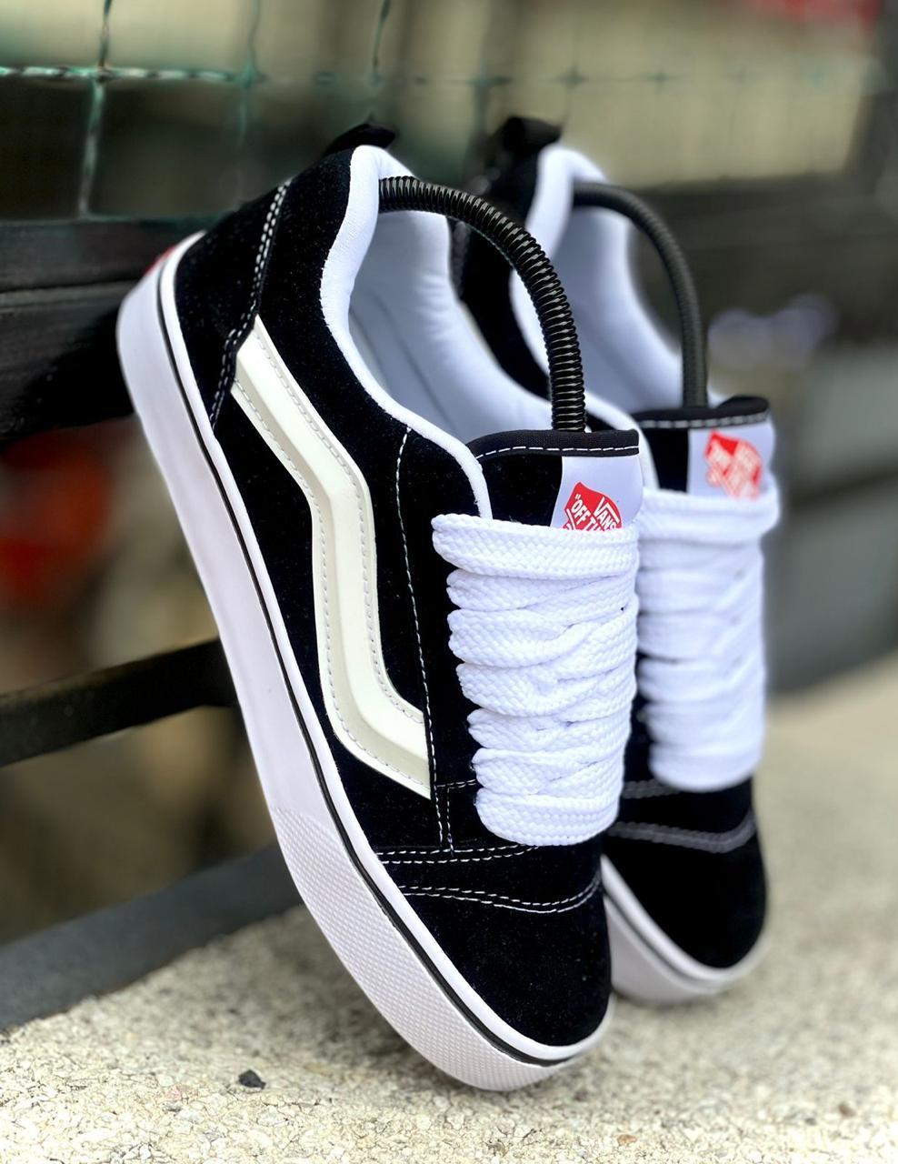 TENIS VANS EN CAUCHO 3D Negro Blanco