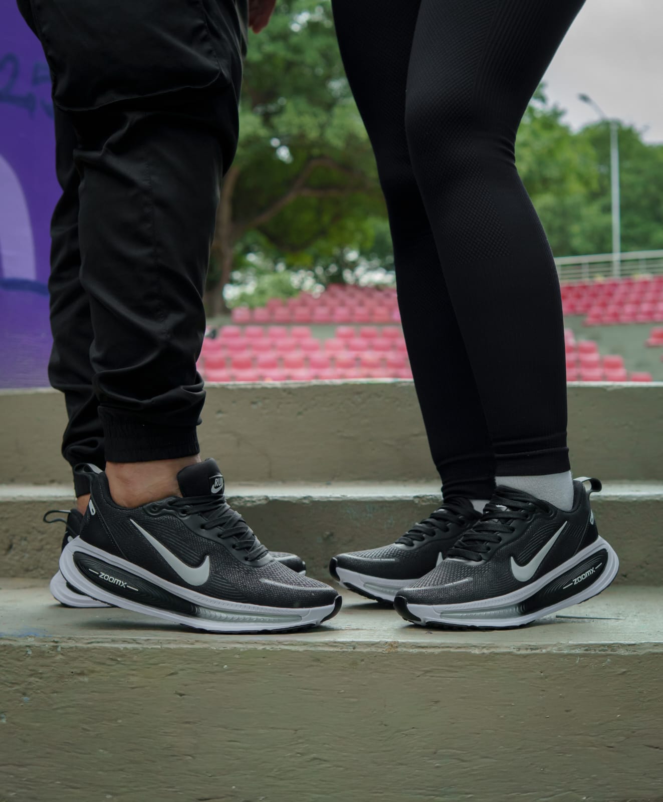 Tenis Nike Vomero Negro