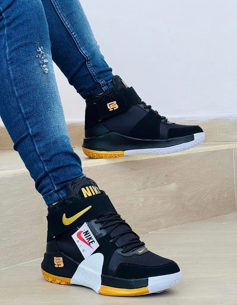 LEBRON2 CABALLERO NEGRO AMARILLO