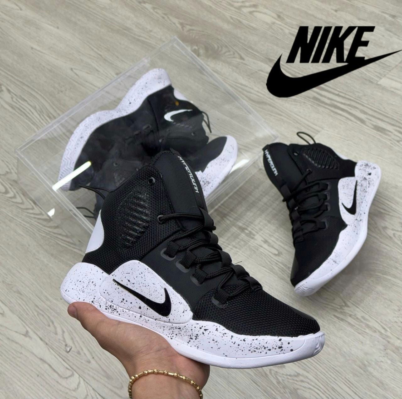 NIKE HYPERDUNK NEGRO BLANCO