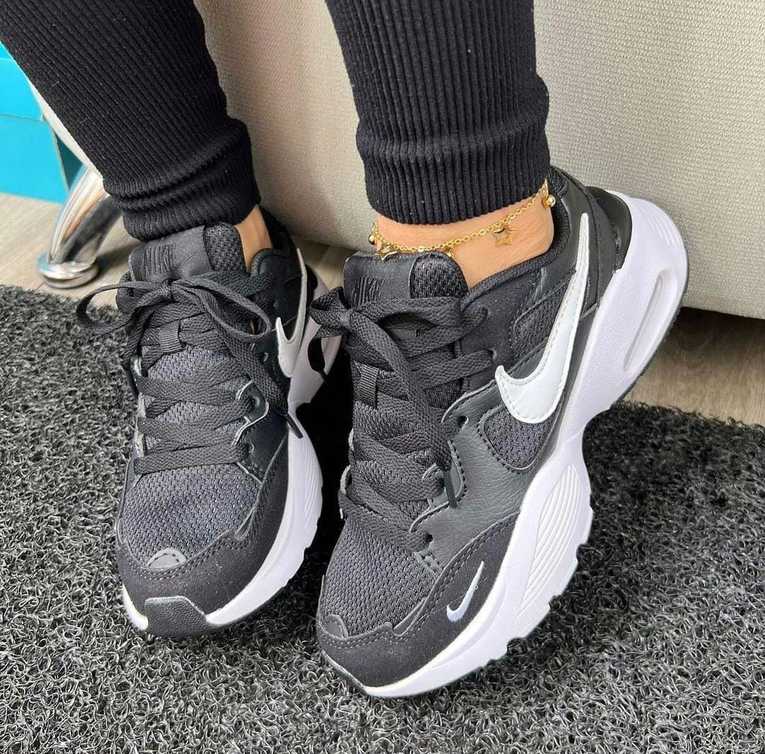 Tenis Nike Valvula Mt Negro