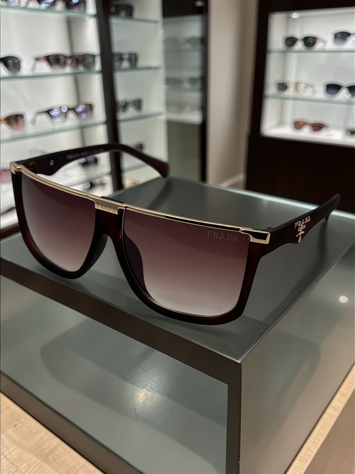 GAFA PRADA R1 - Vista 1