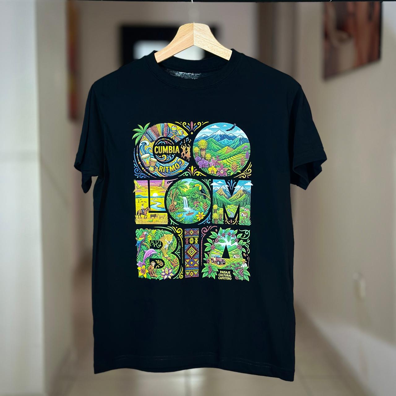 CAMISETA UNISEX EXCLUSI COLOMBIA COLLAGE - Vista 1