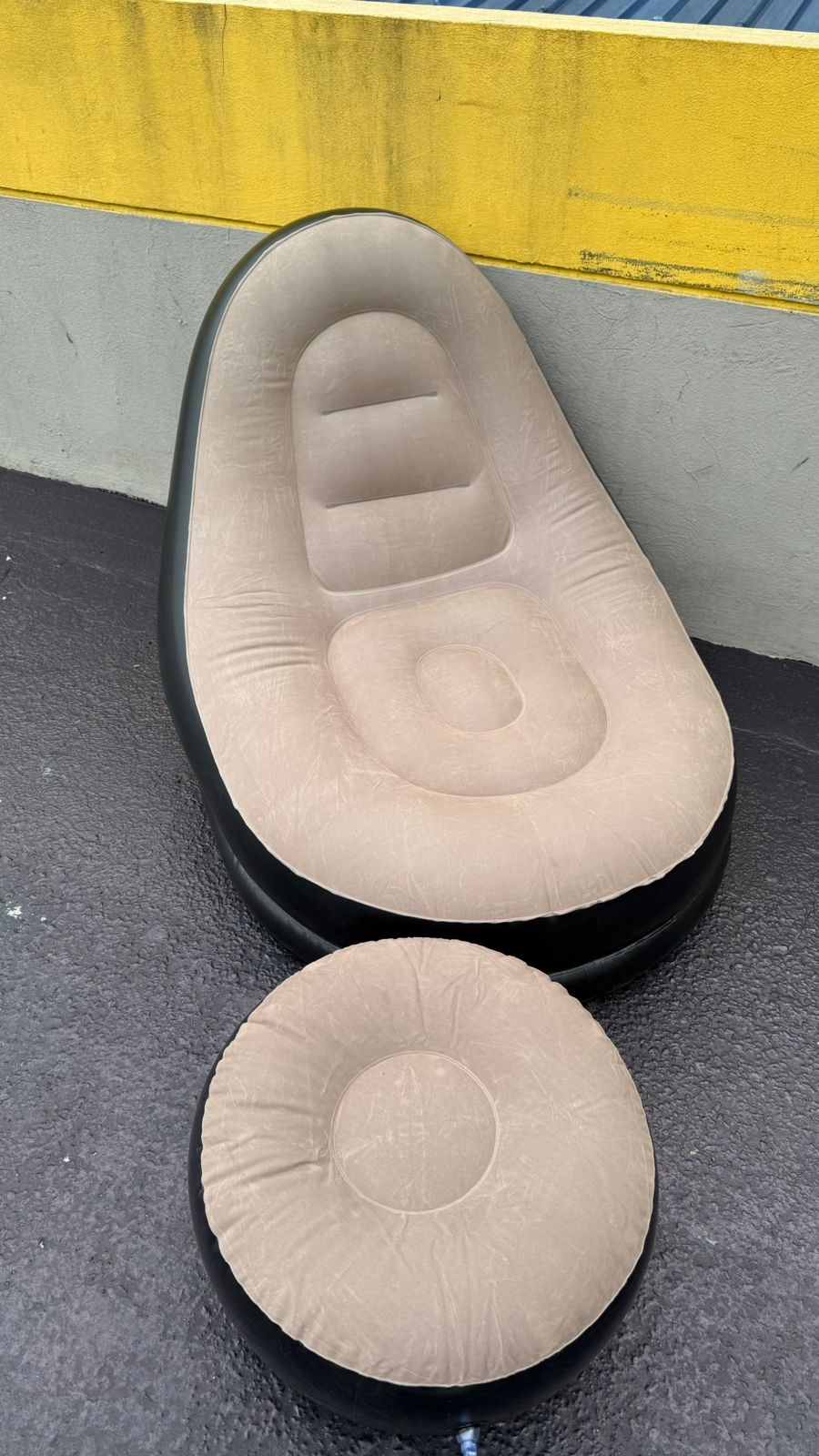 SOFA INFLABLE REPOSAPIÉS - Vista 1