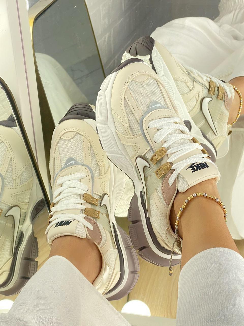 Nike Vk2 Mt Beige Marron