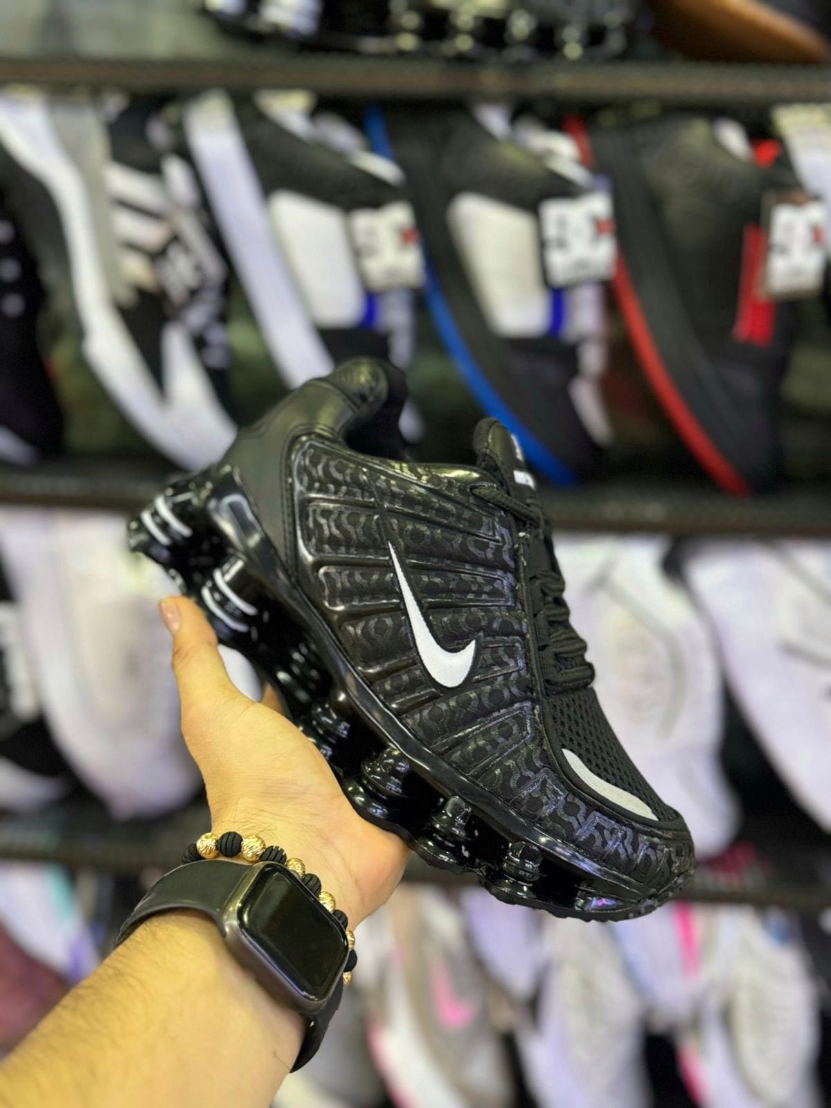 Nike Shox Mt Negro chulo gris