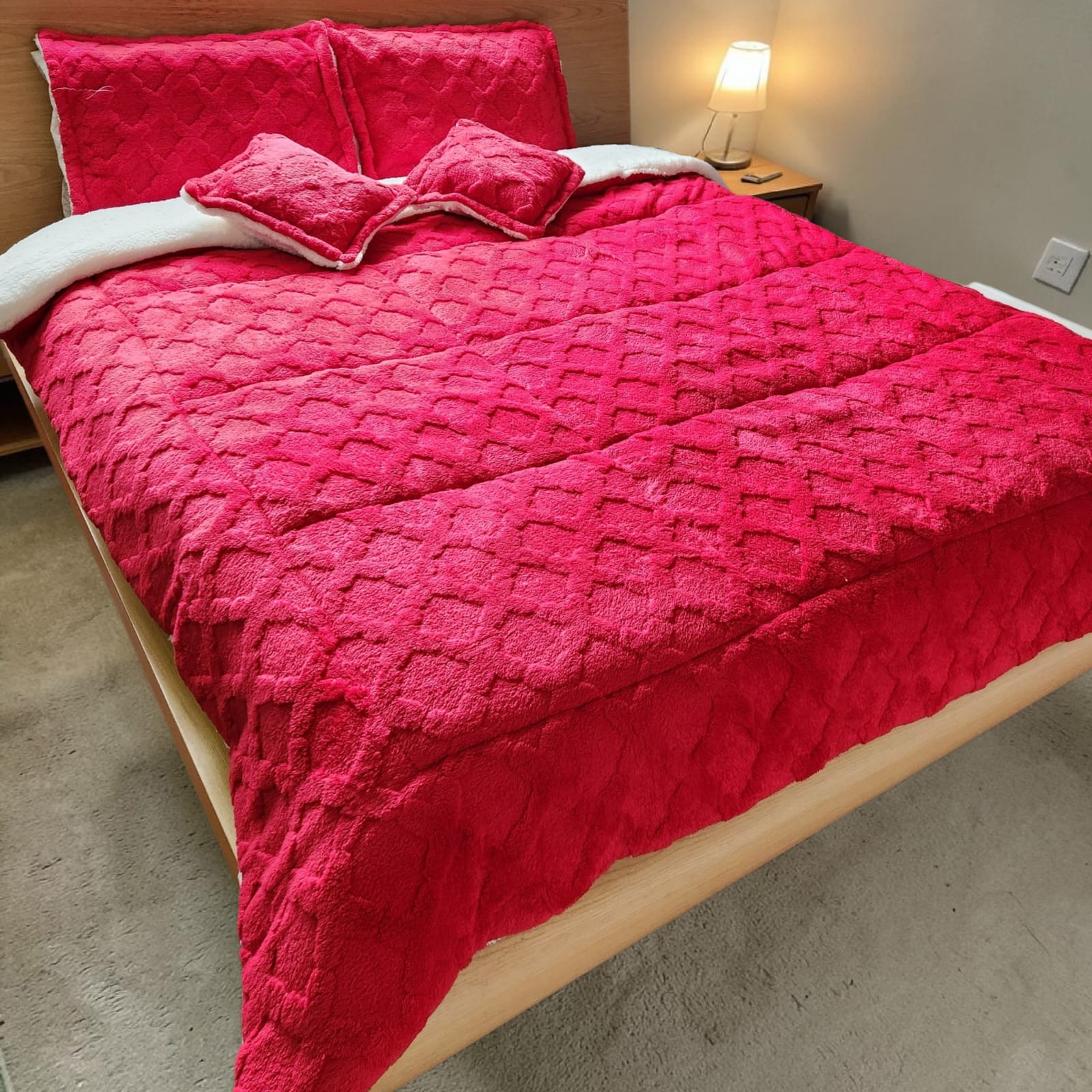 EDREDON TRENZADO CON OVEJERO CAMA DOBLE - Vista 1