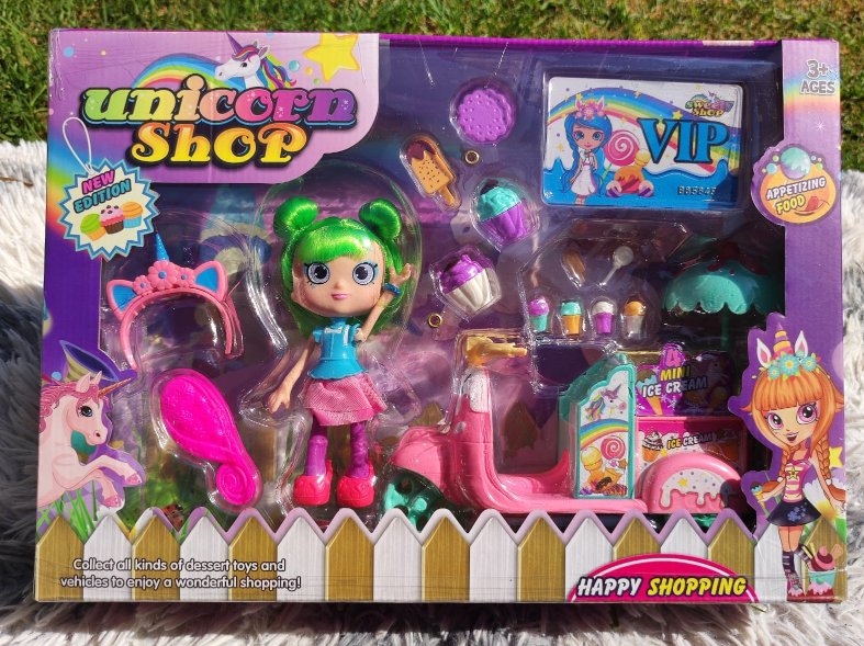 MUÑECA TIENDA DE UNICORNIO  B3803B