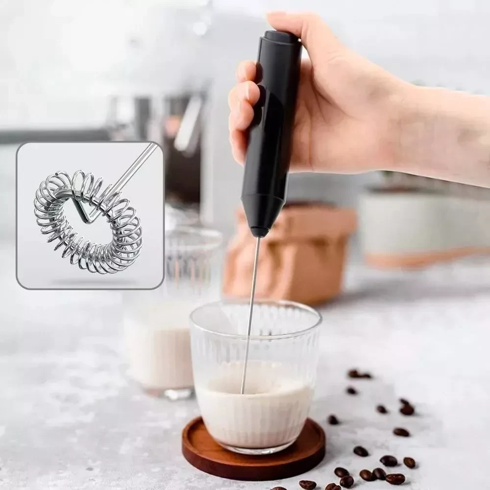 batidor con soporte de leche y huevos