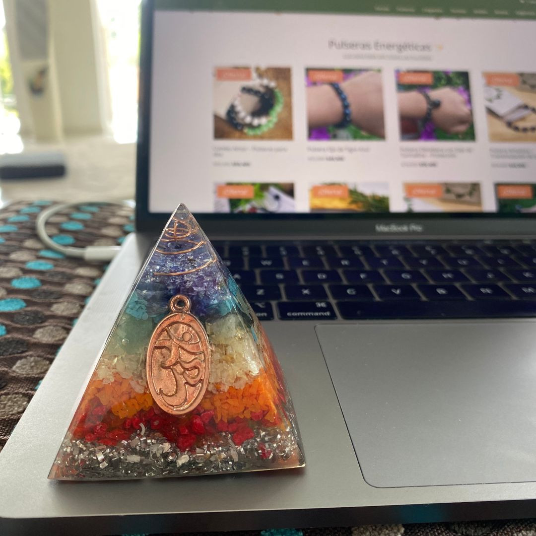 Miniatura 2 de Pirámide Orgonita 7 chakras