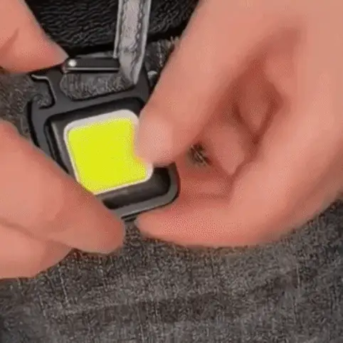 Mini Linterna Llavero Portatil Led