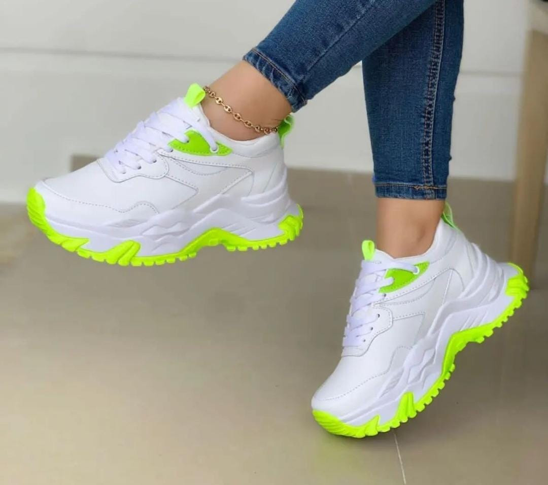 Tenis