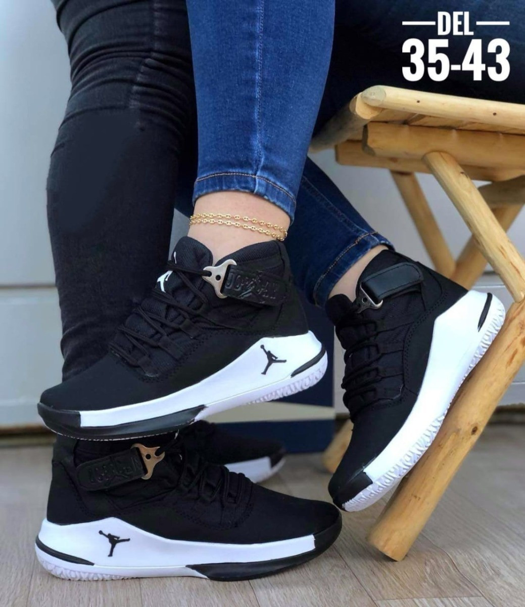 Botin Jordan Negro Blanco Unisex
