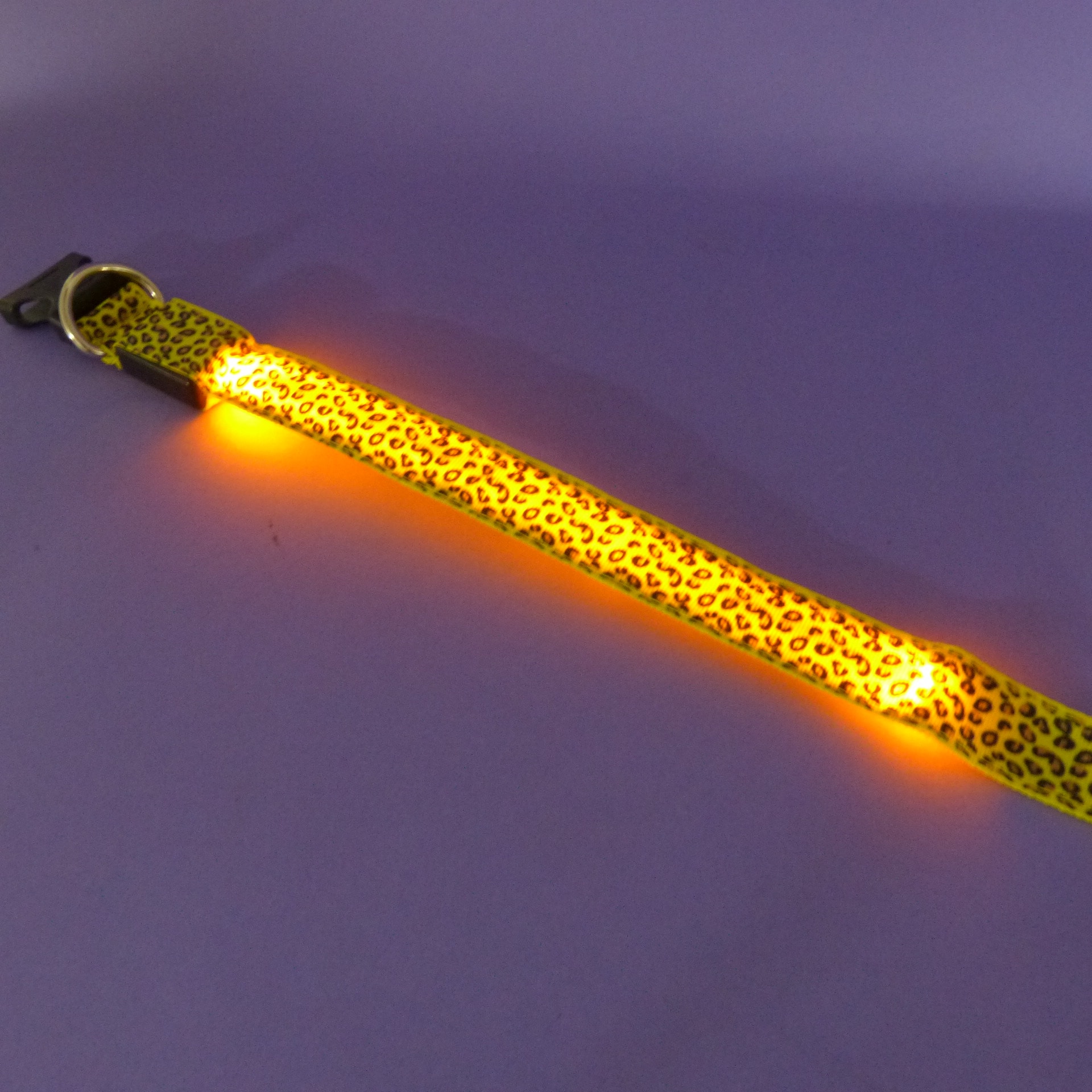 Miniatura 3 de Collar para mascotas con luz led talla