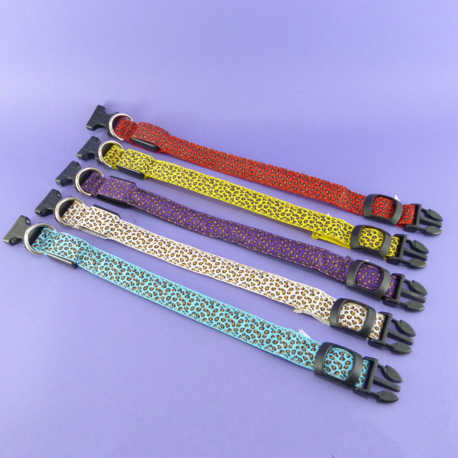 Miniatura 2 de Collar para mascotas de luz led talla S