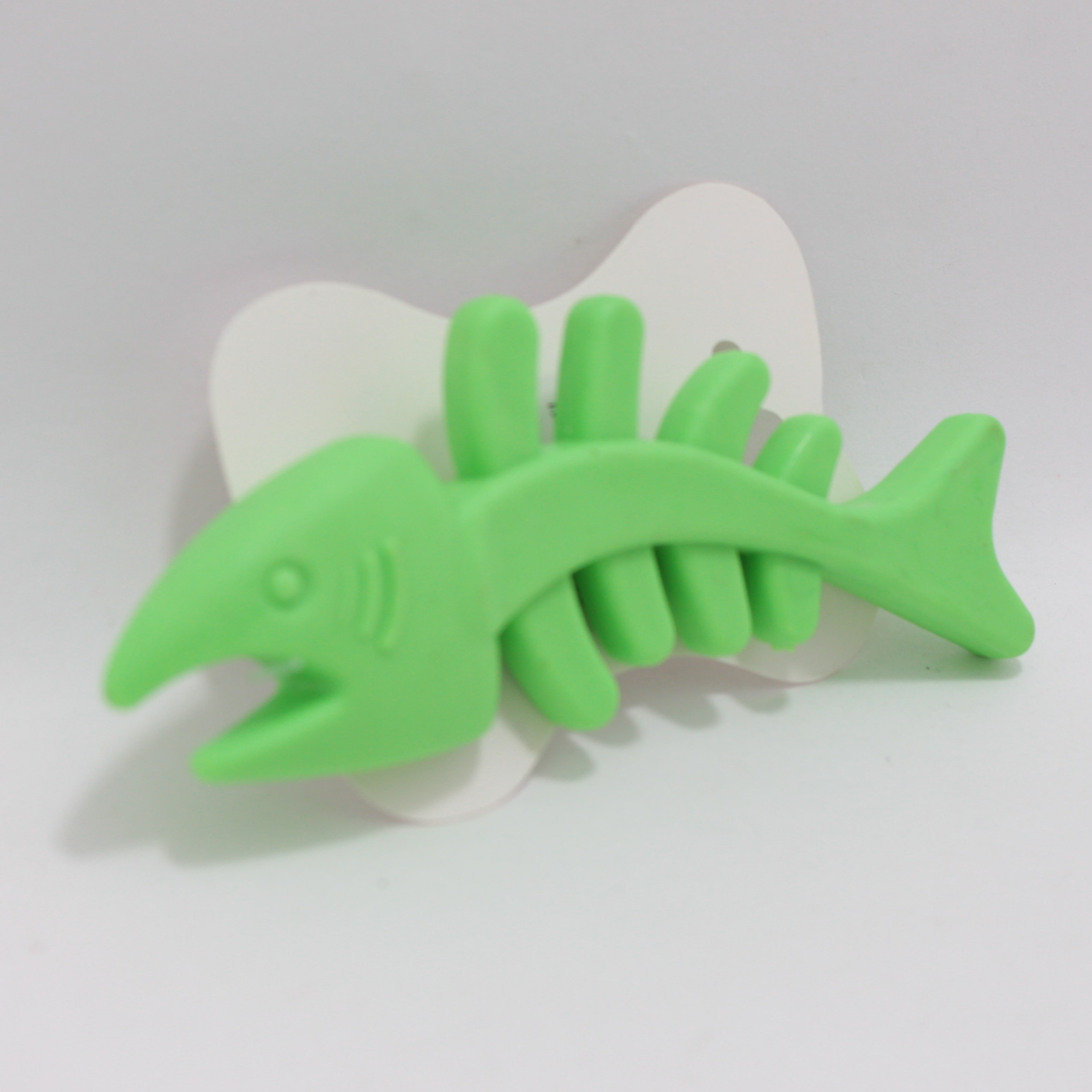 Juguete pescado para perro