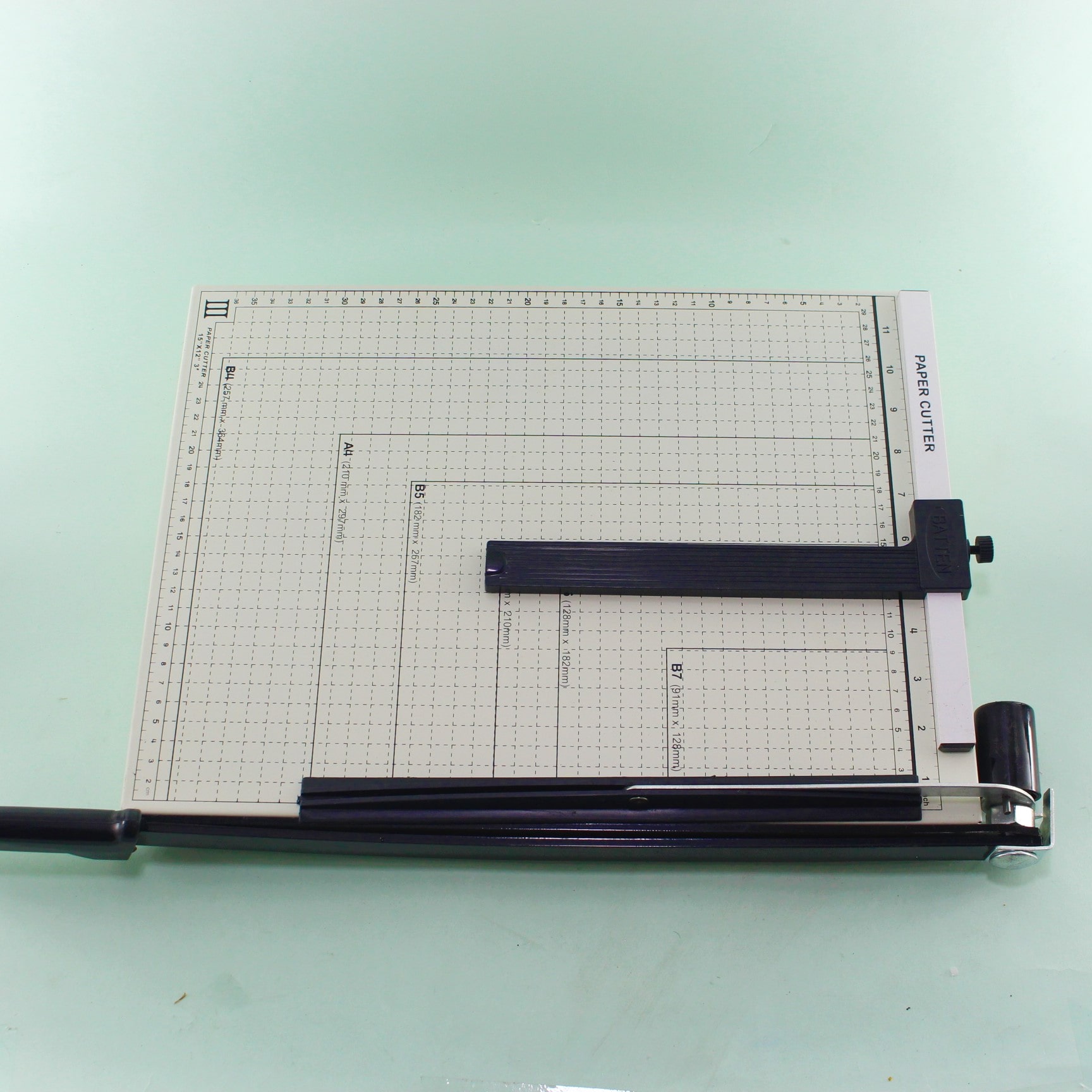 Cortadora de papel guillotina 380m x 30