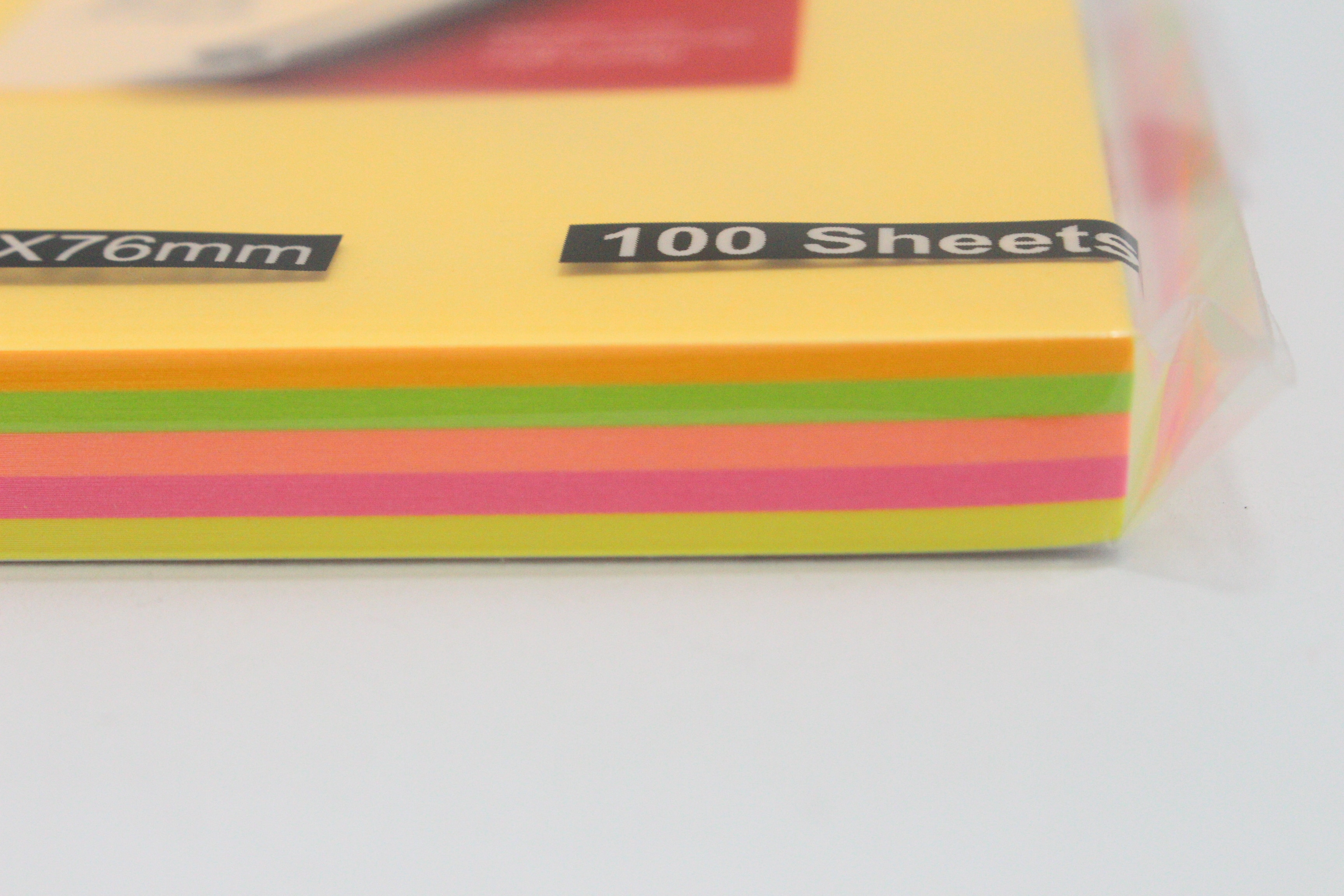 taco adhesivo multicolor x 100 hojas