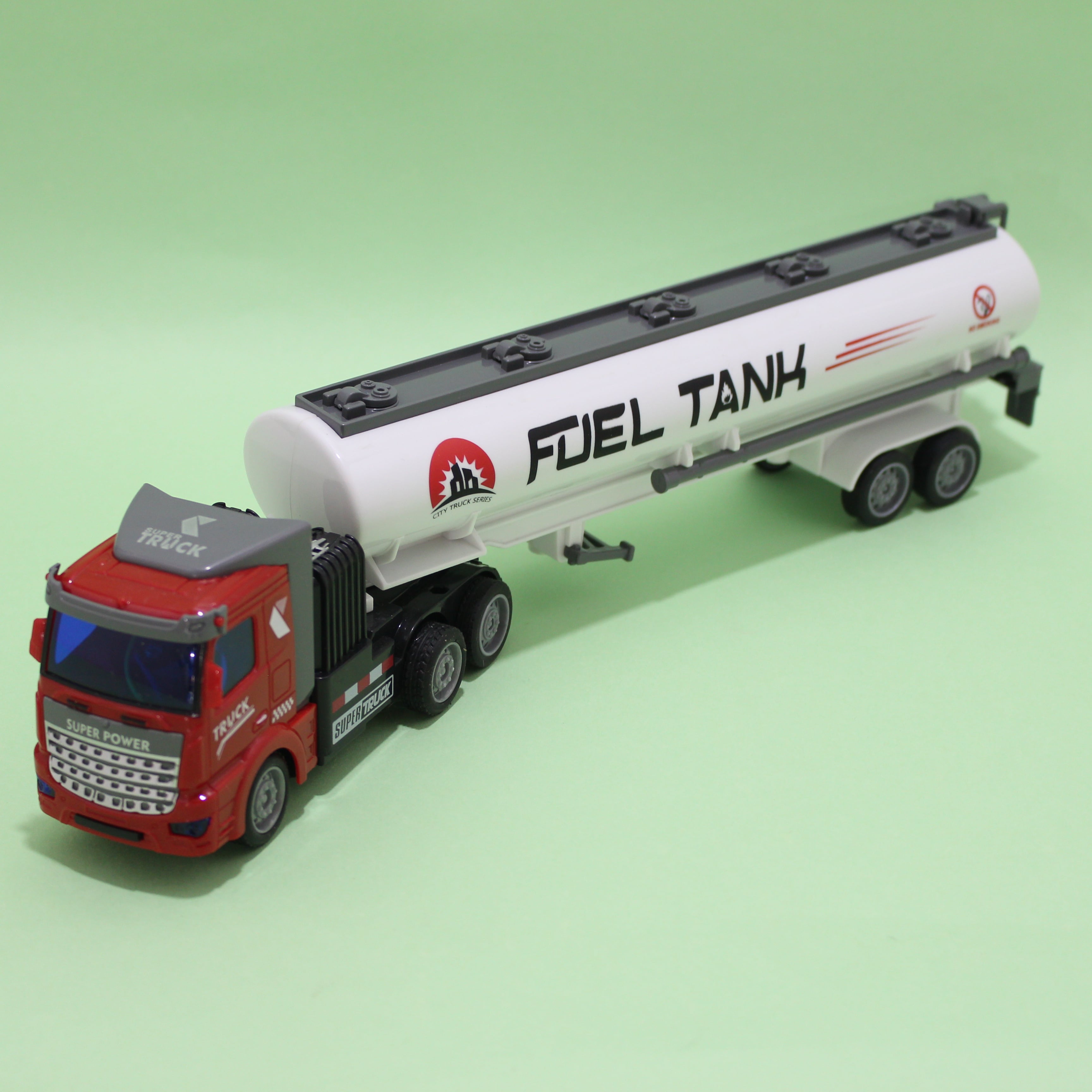Miniatura 2 de Camion de combustible a control remoto