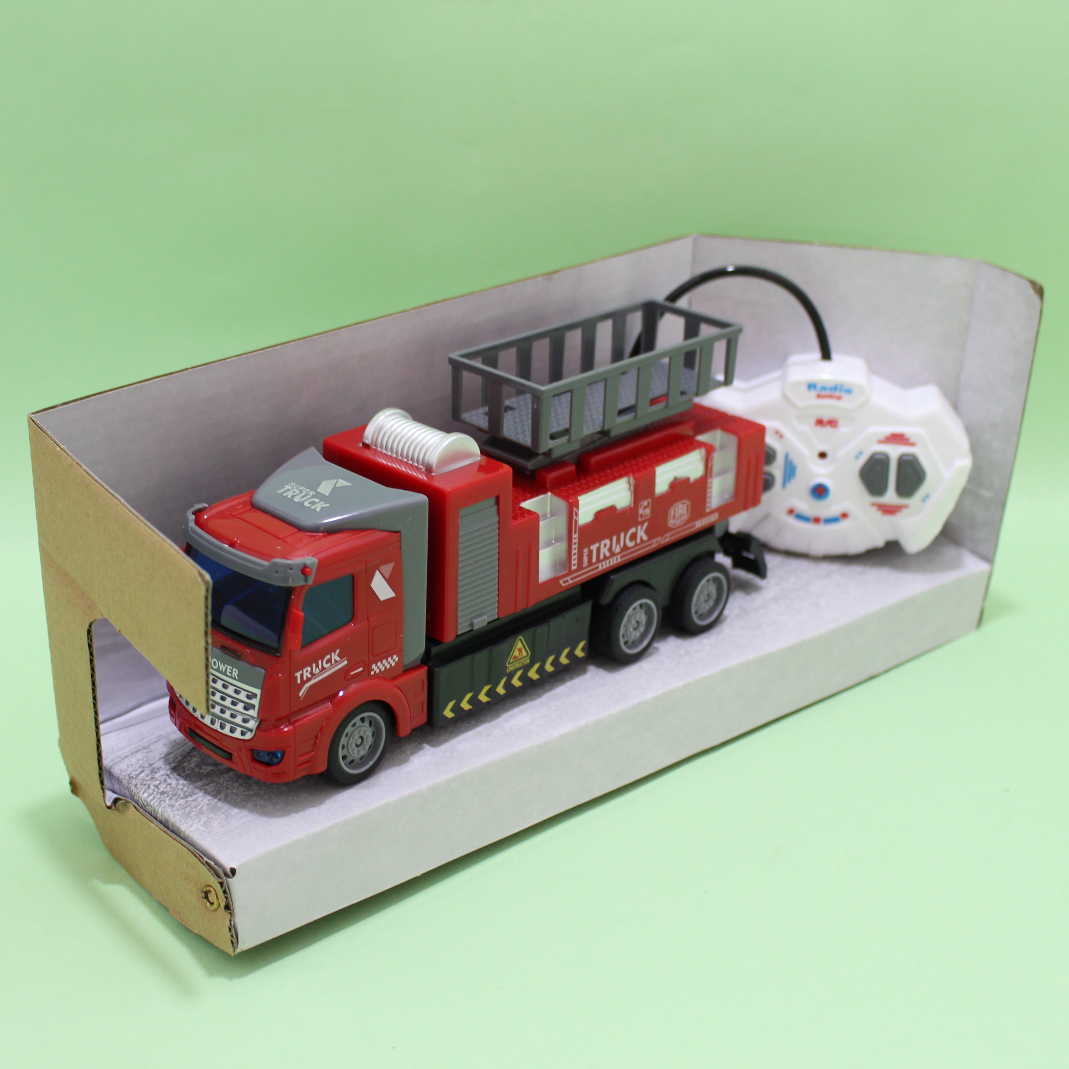 Miniatura 2 de Carro de bomberos a control remoto