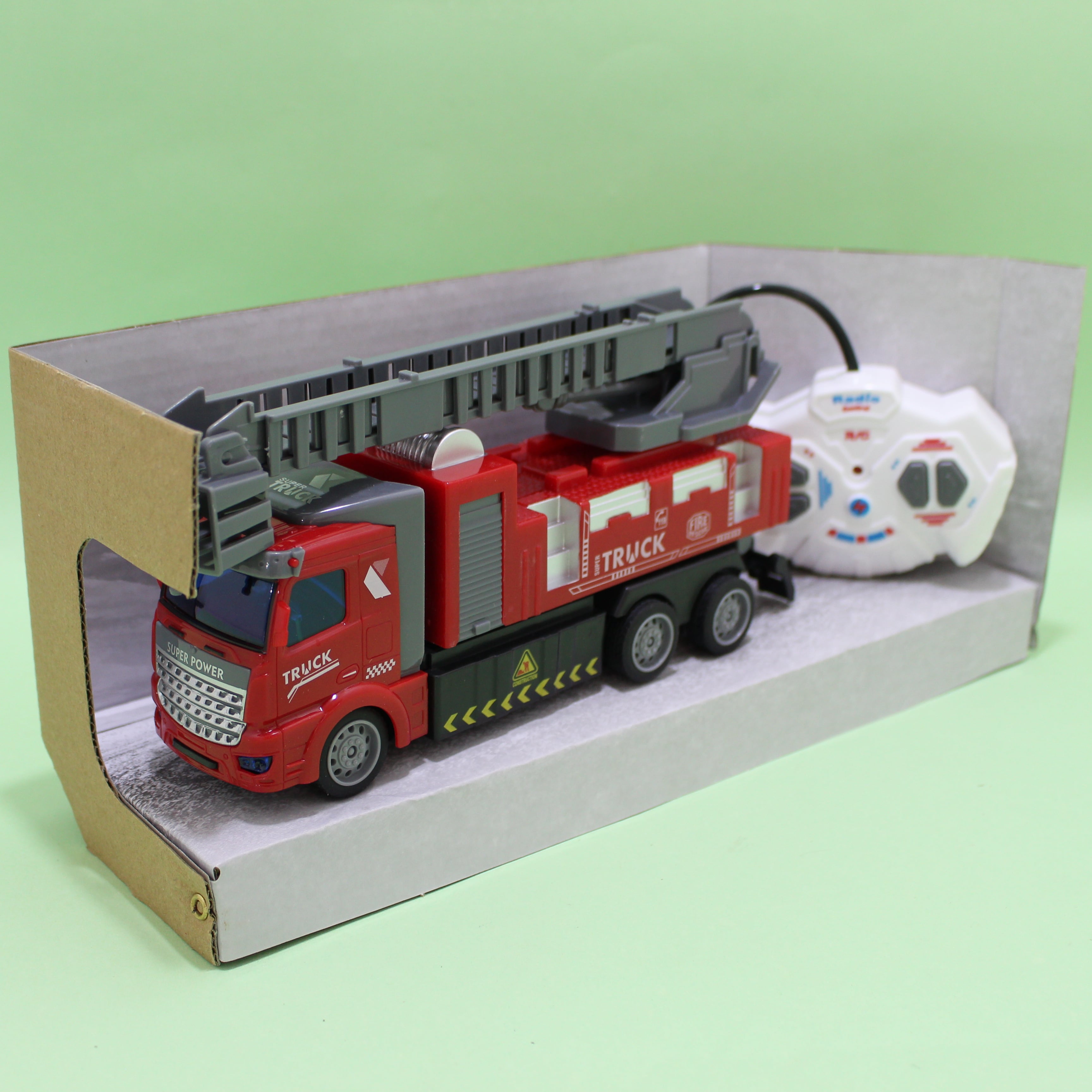 Carro de bomberos a control remoto