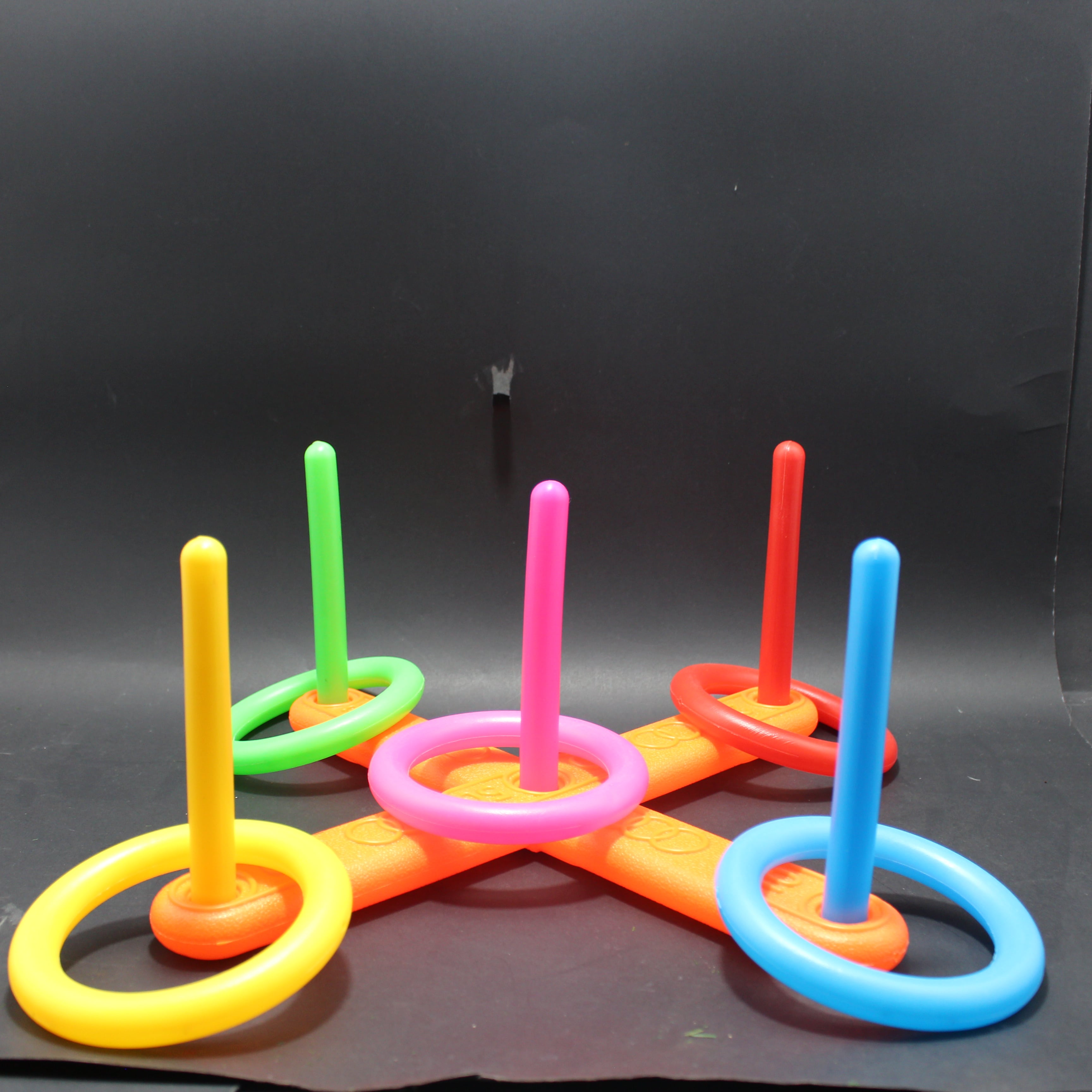 Juego de aros para lanzar y encajar