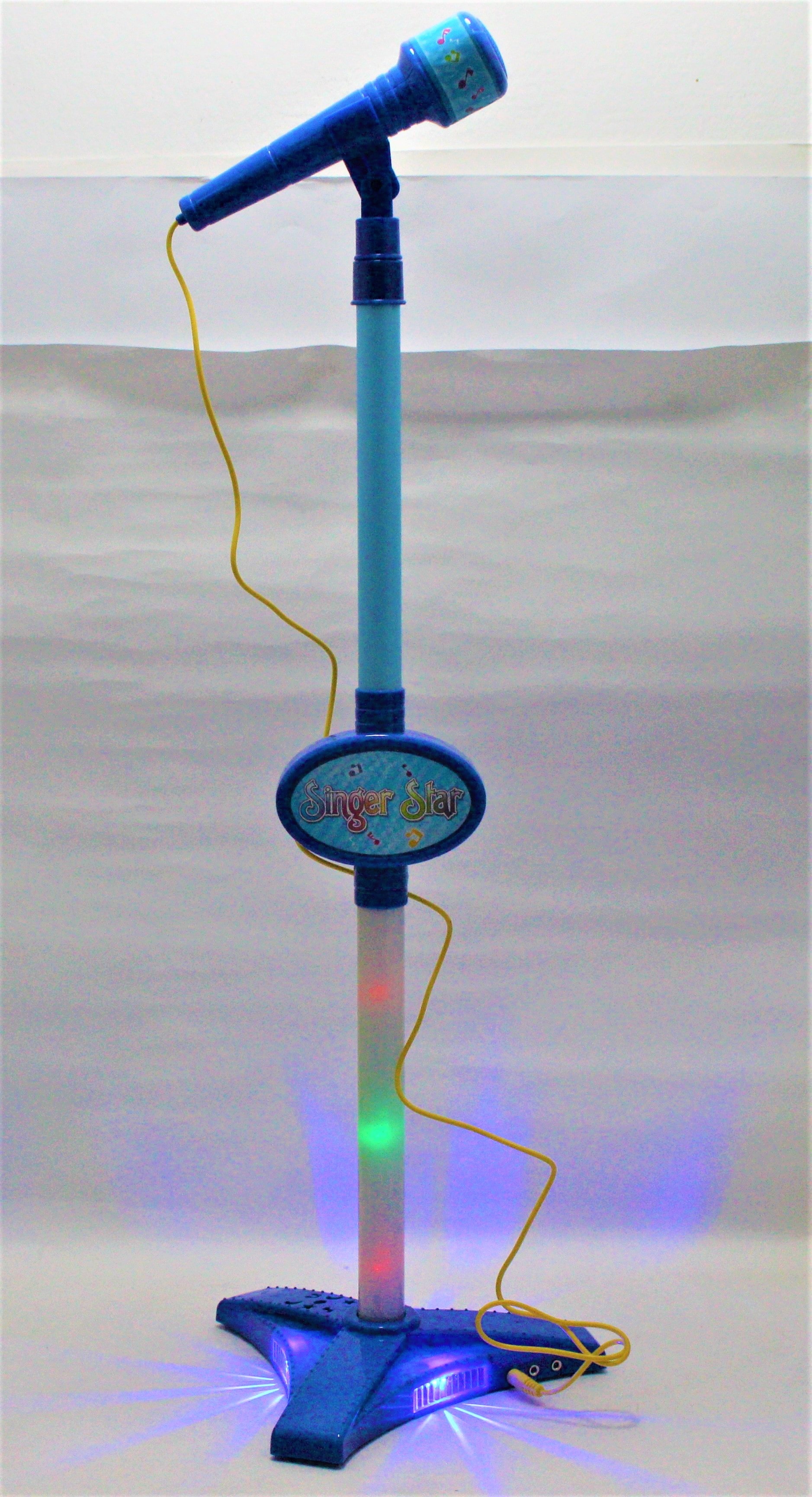 Microfono con base color azul