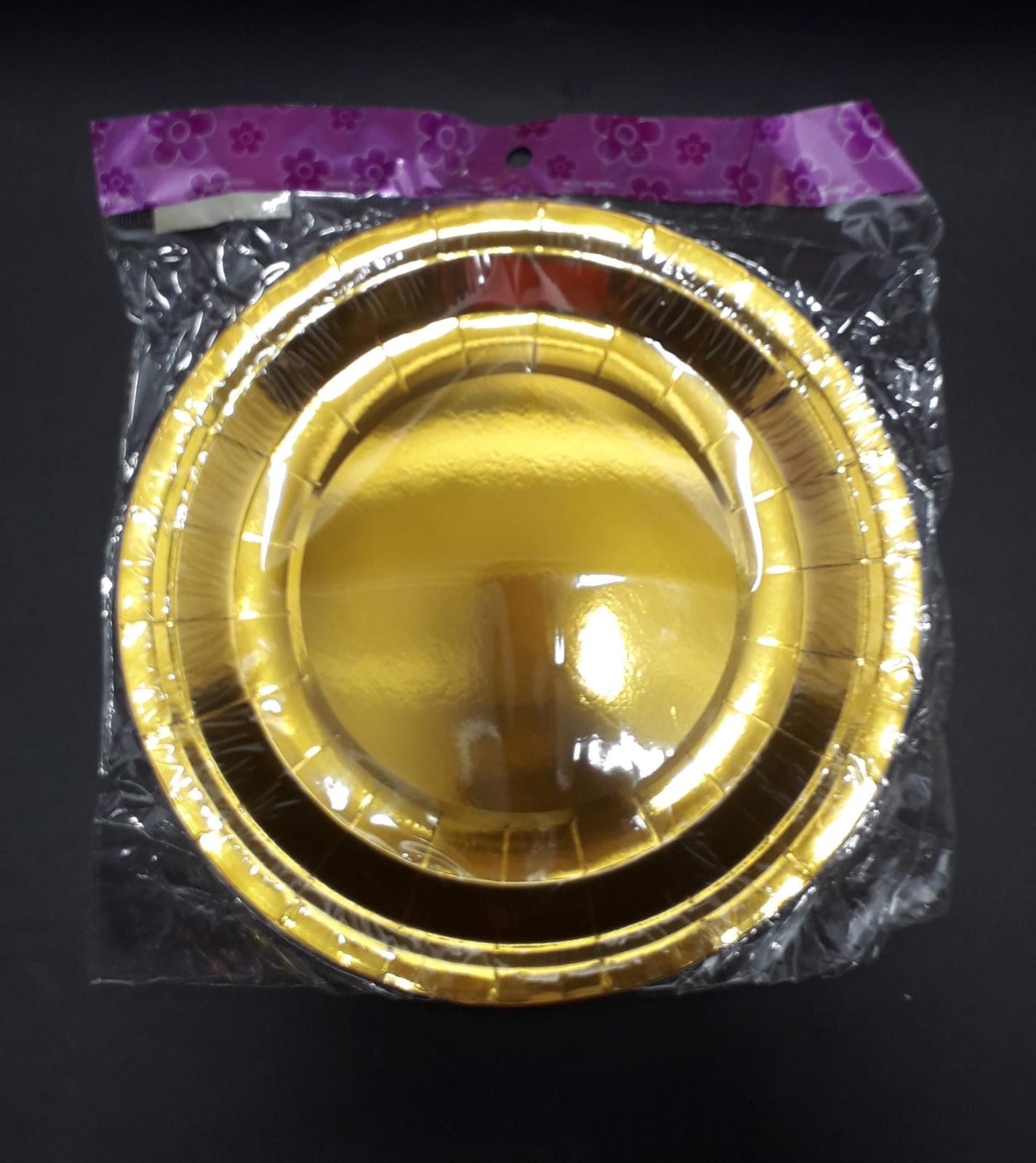 PLATO METALIZADO DORADO EN BOLSA 23 CM