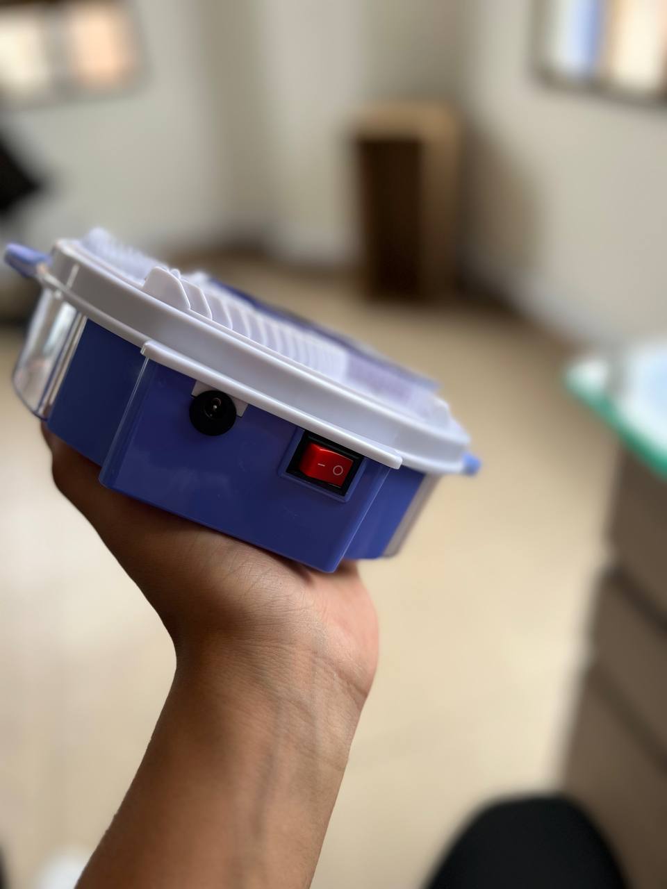 Miniatura 2 de Atrapa Moscas Eléctrico práctico