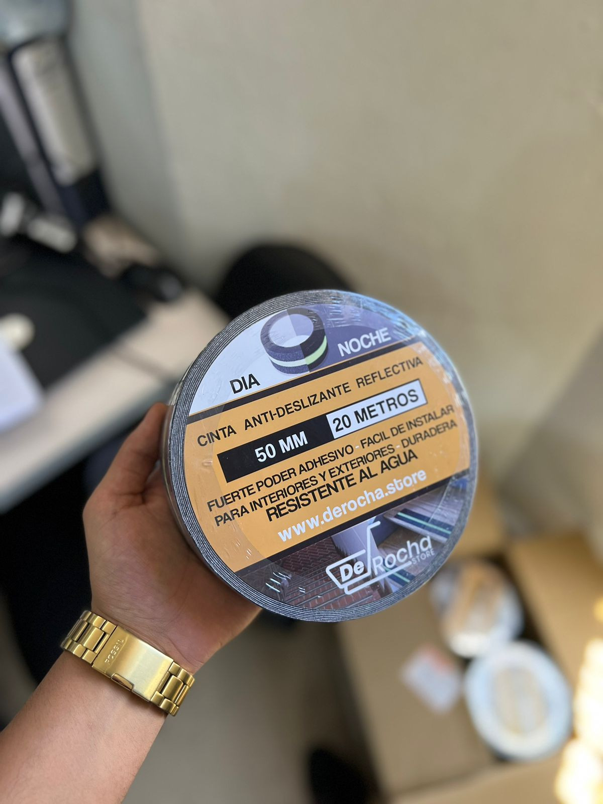 Miniatura 3 de Cinta Adhesiva Antideslizante 20m