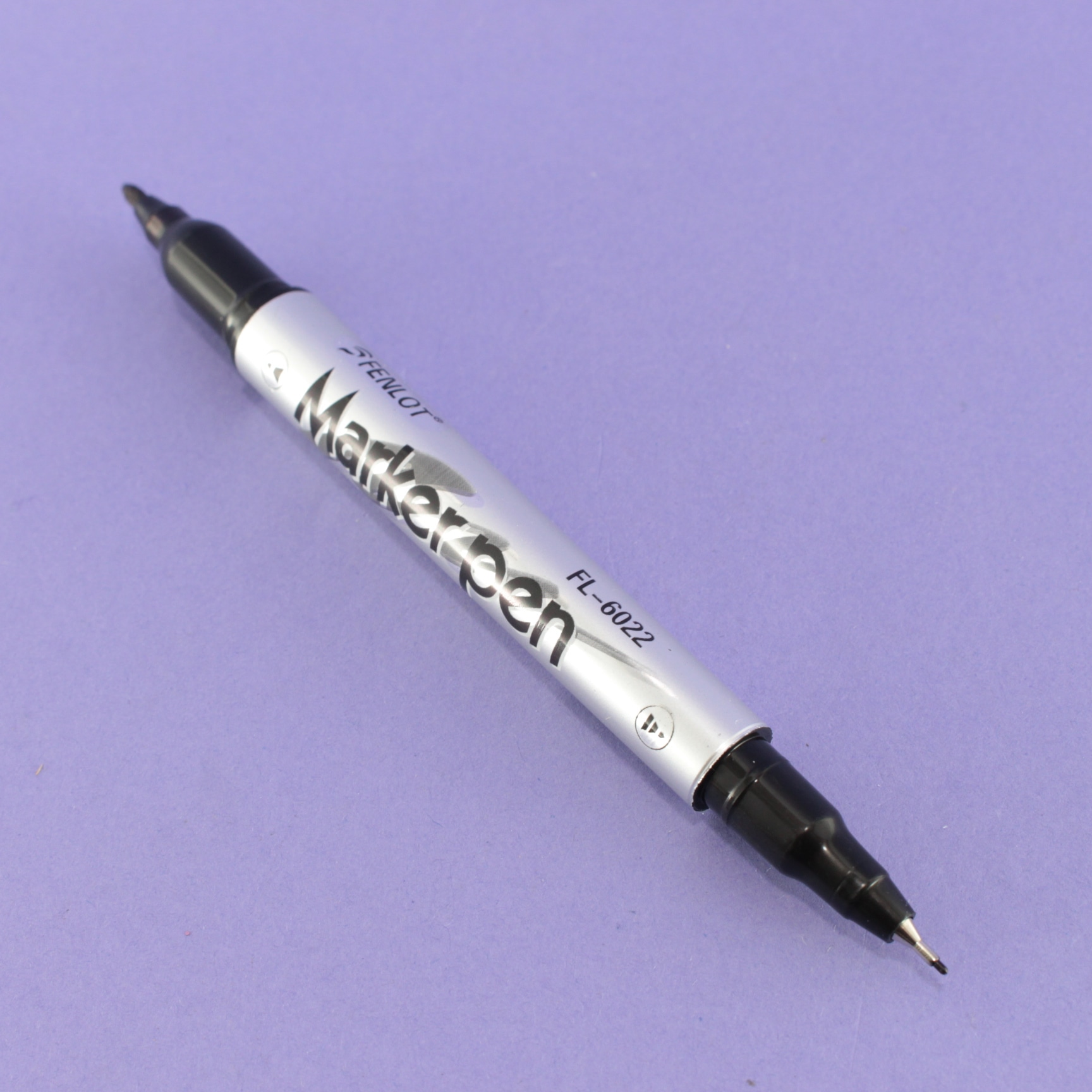 Macador doble punta para cd/dvd