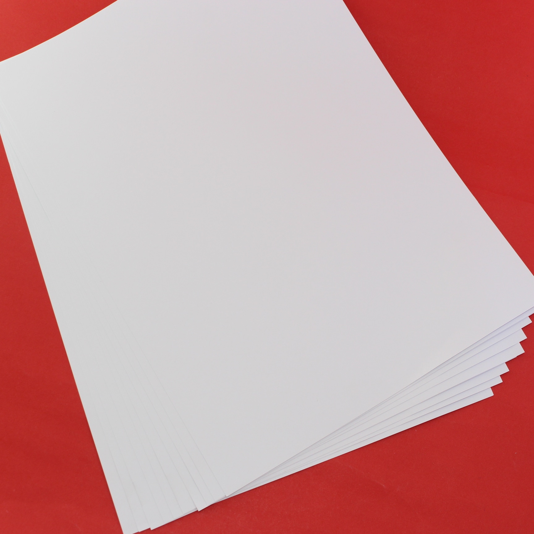 CARTULINA TAMAÑO A4 BLANCA X 10