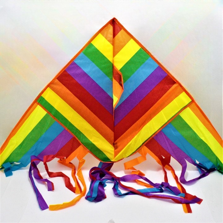 Cometa estilo arcoiris mediana 1.4m