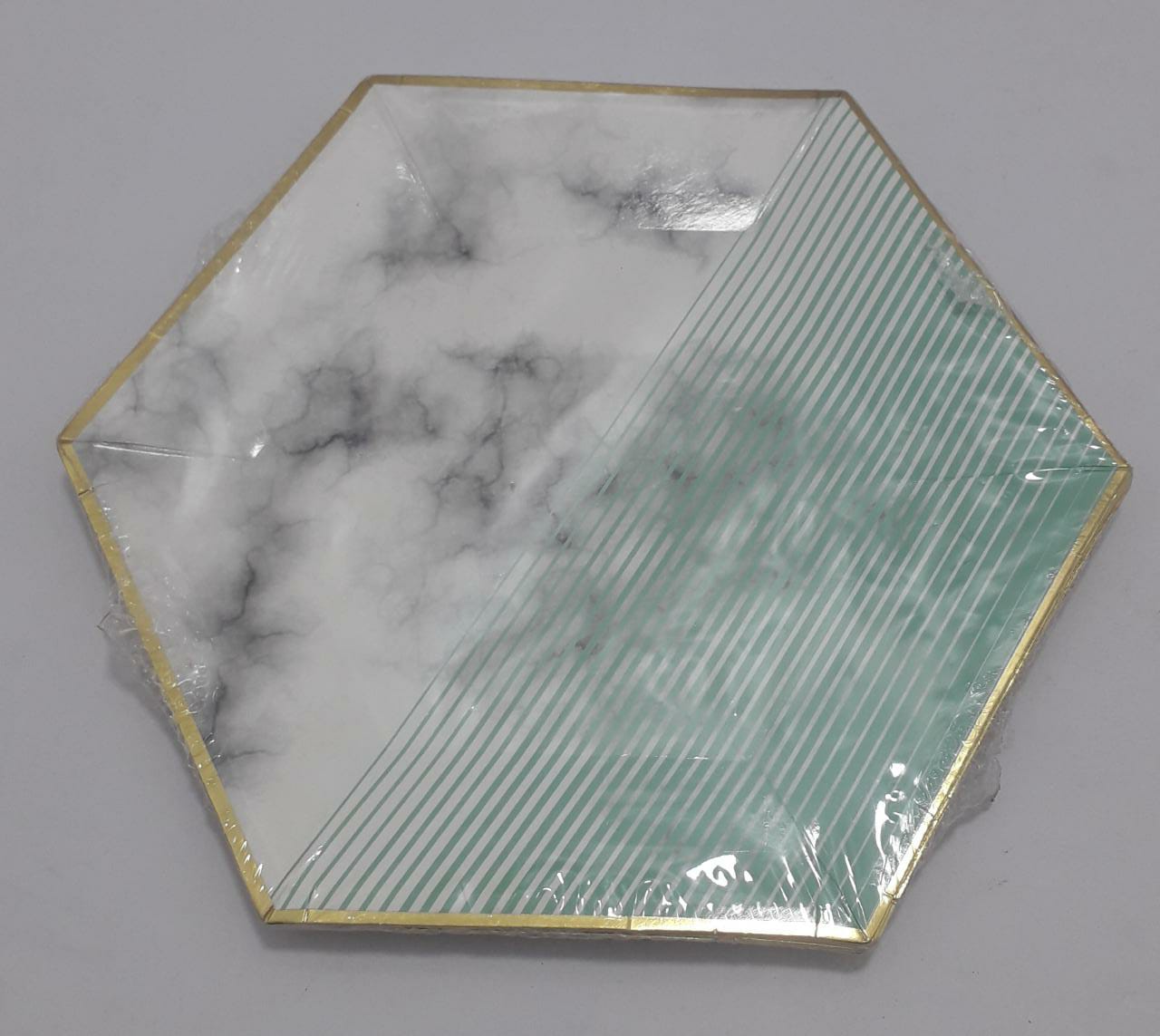 PLATO HEXAGONAL VERDE RAYAS  BLANCO HUM