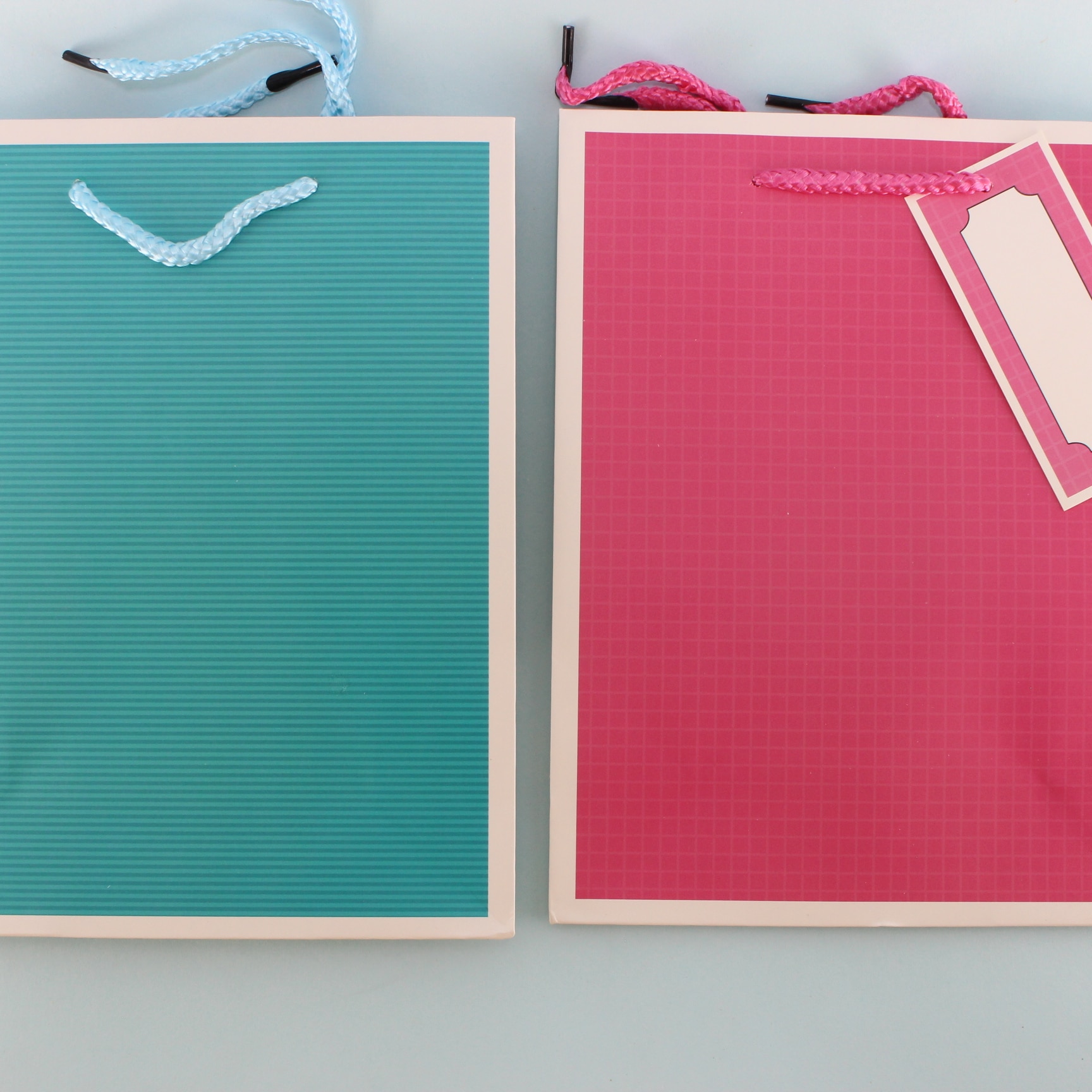 Bolsa de regalo pequeña cuadros y ralla