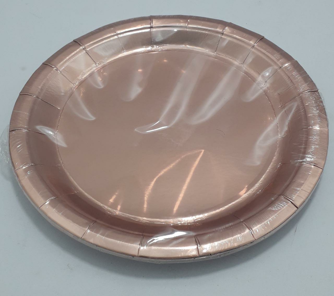 PLATO METALIZADO ORO ROSA 23 CM