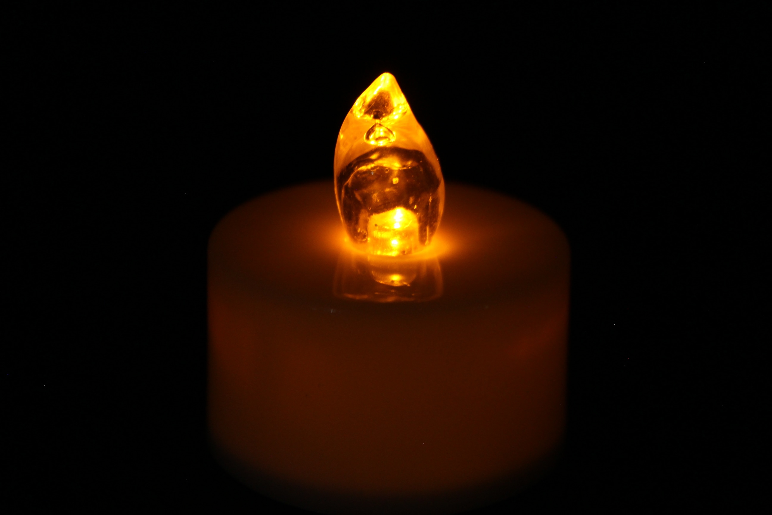 Vela led decorativa pequeña luz cálida